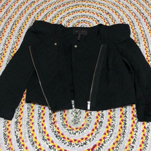 Bcbg black shoulder pad jacket - Picture 2 of 4